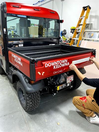 Vehicle Graphics Photo